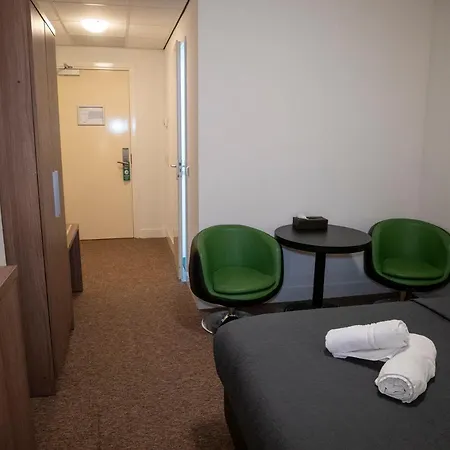 Hague Center Hotel 3*